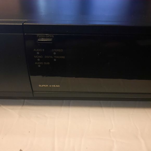 Panasonic AG-1730 VCR/VHS Player/Recorder - Powers On, Untested, No Remote Contr - Picture 4 of 12